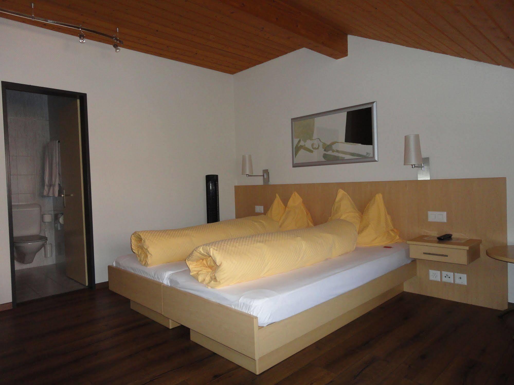 Hotel Hofbalzers Eksteriør bilde
